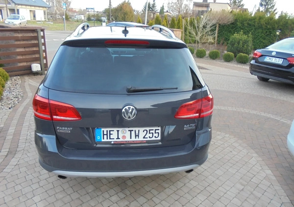 Volkswagen Passat cena 42200 przebieg: 289000, rok produkcji 2014 z Mogilno małe 667